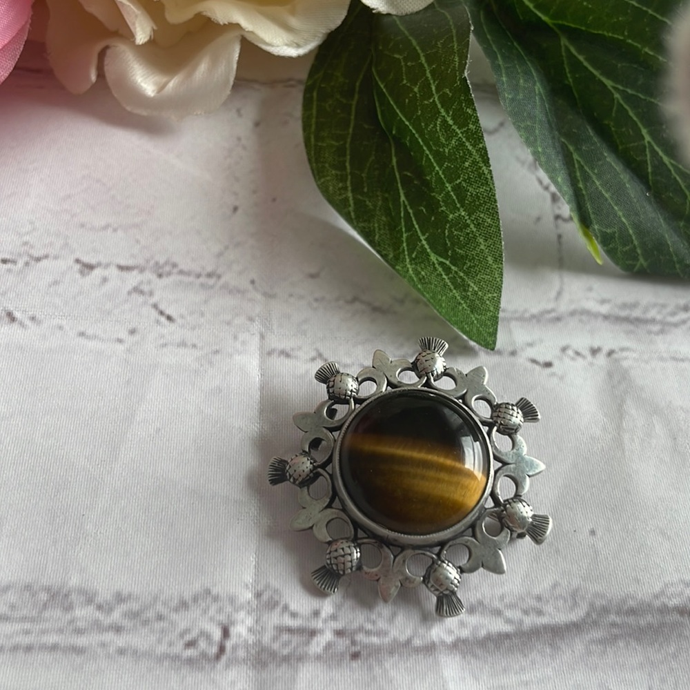 Vintage 1960s  JOHN HART tigers eye sterling silver brooch